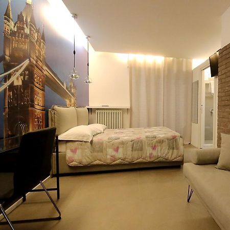 Affittacamere Smile Accomodation Aosta Exterior foto