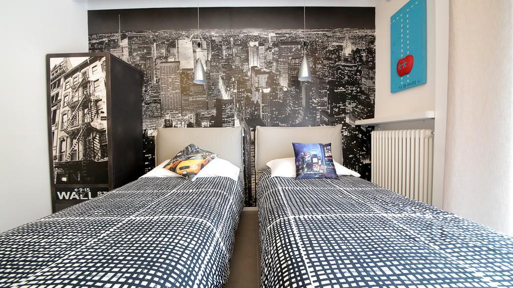 Affittacamere Smile Accomodation Aosta Exterior foto
