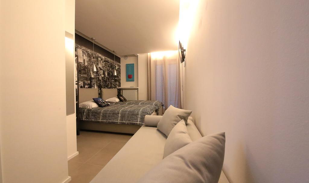 Affittacamere Smile Accomodation Aosta Exterior foto