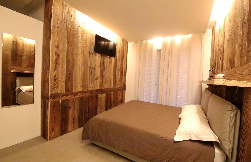 Affittacamere Smile Accomodation Aosta Exterior foto
