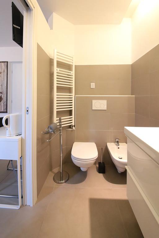 Affittacamere Smile Accomodation Aosta Exterior foto
