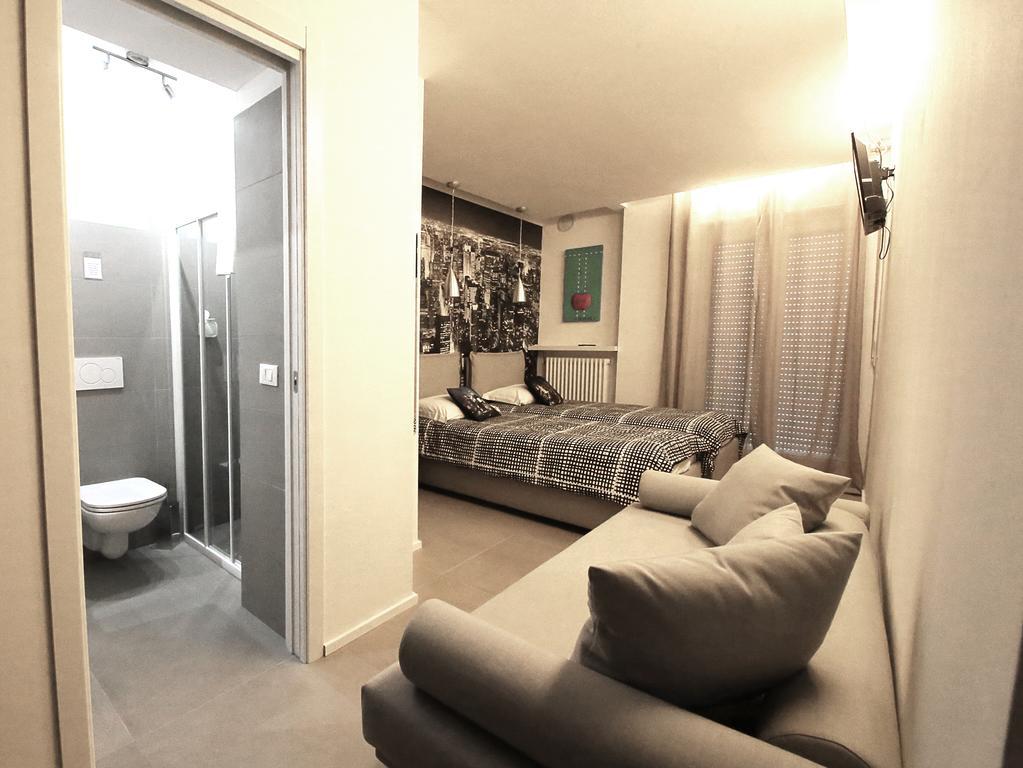 Affittacamere Smile Accomodation Aosta Exterior foto